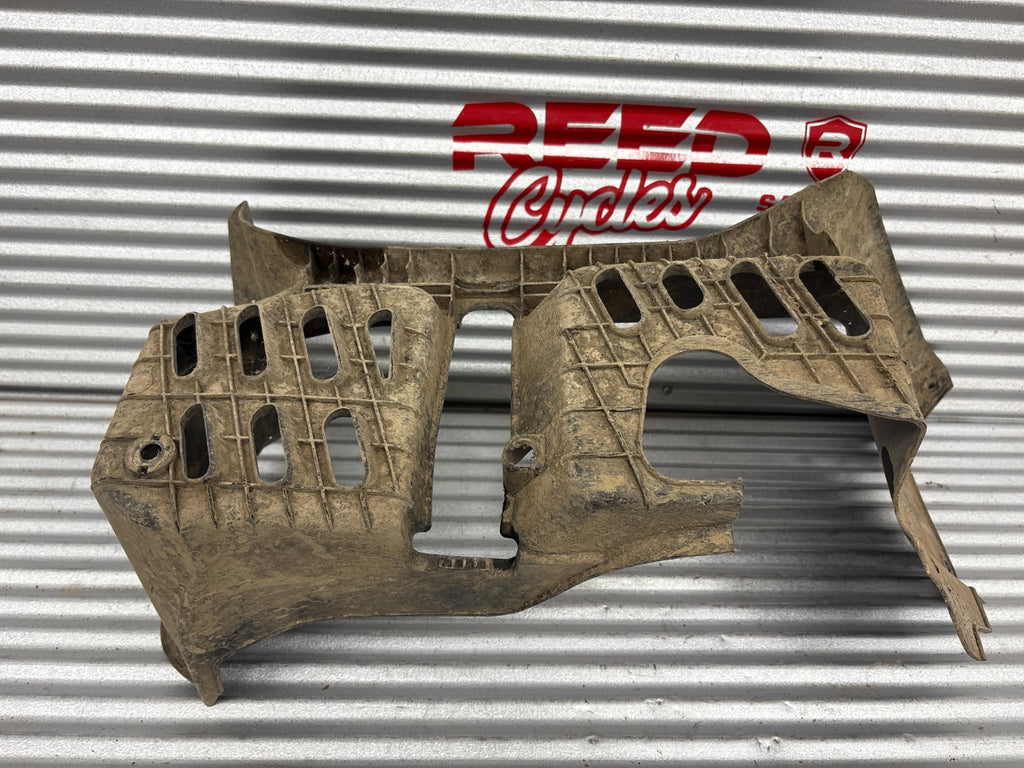2013 Suzuki KingQuad 750 AXi Right Footwell OEM 63331-31G00-291