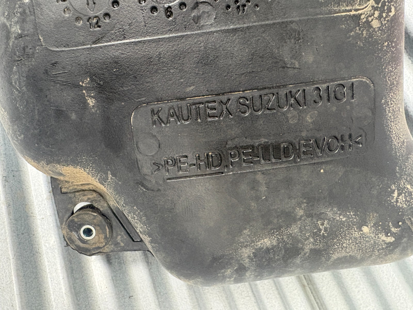 2013 Suzuki KingQuad 750 AXi Fuel Pump & Fuel Tank OEM 15100-31G21 / 44100-31G12