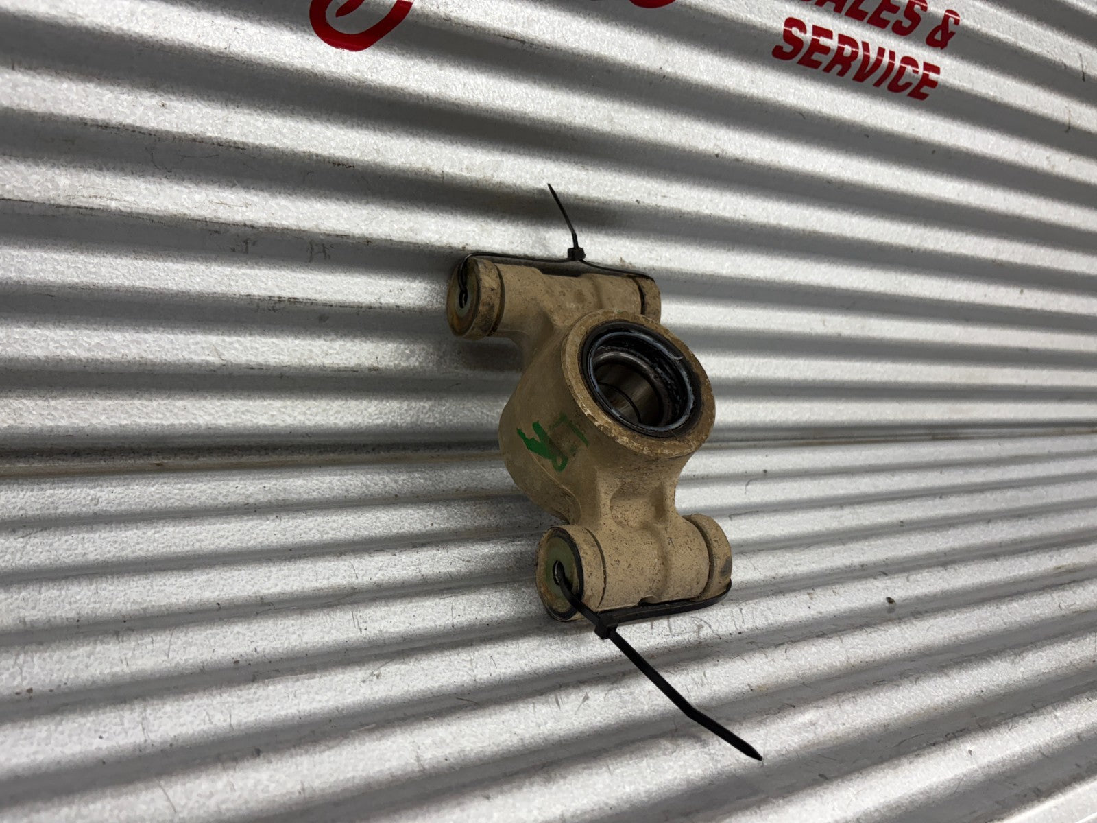 2013 Suzuki KingQuad 750 AXi Left Rear Suspension Knuckle OEM 61600-31G30