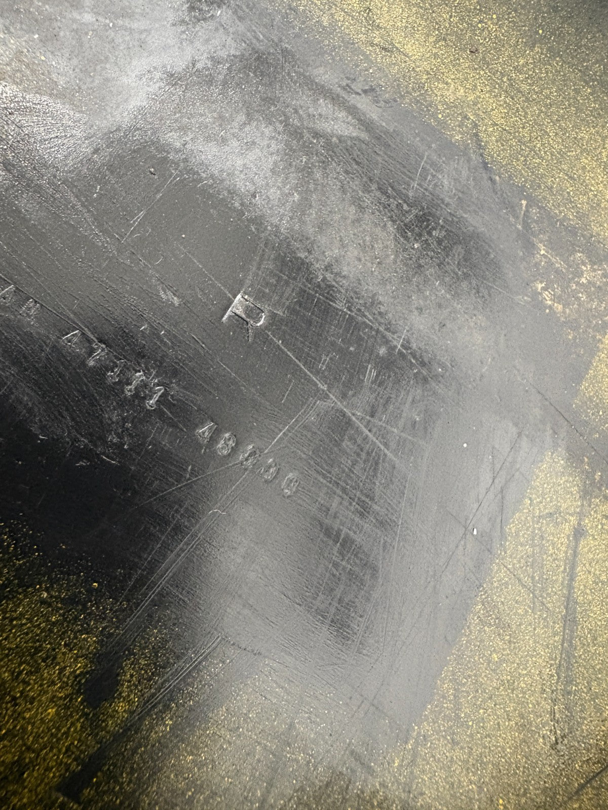 Suzuki 1978 TS100 Right Side Cover OEM 47111-48000-05J