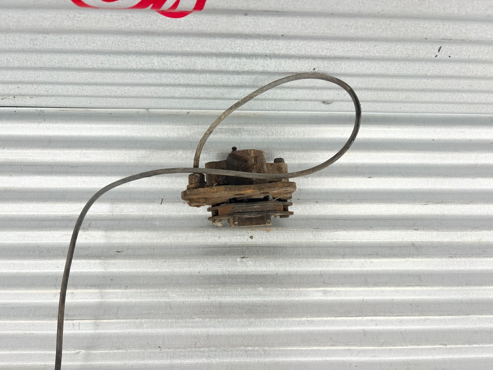 2002 Polaris Sportsman 700 Right Front Brake Caliper Assembly OEM 5132961