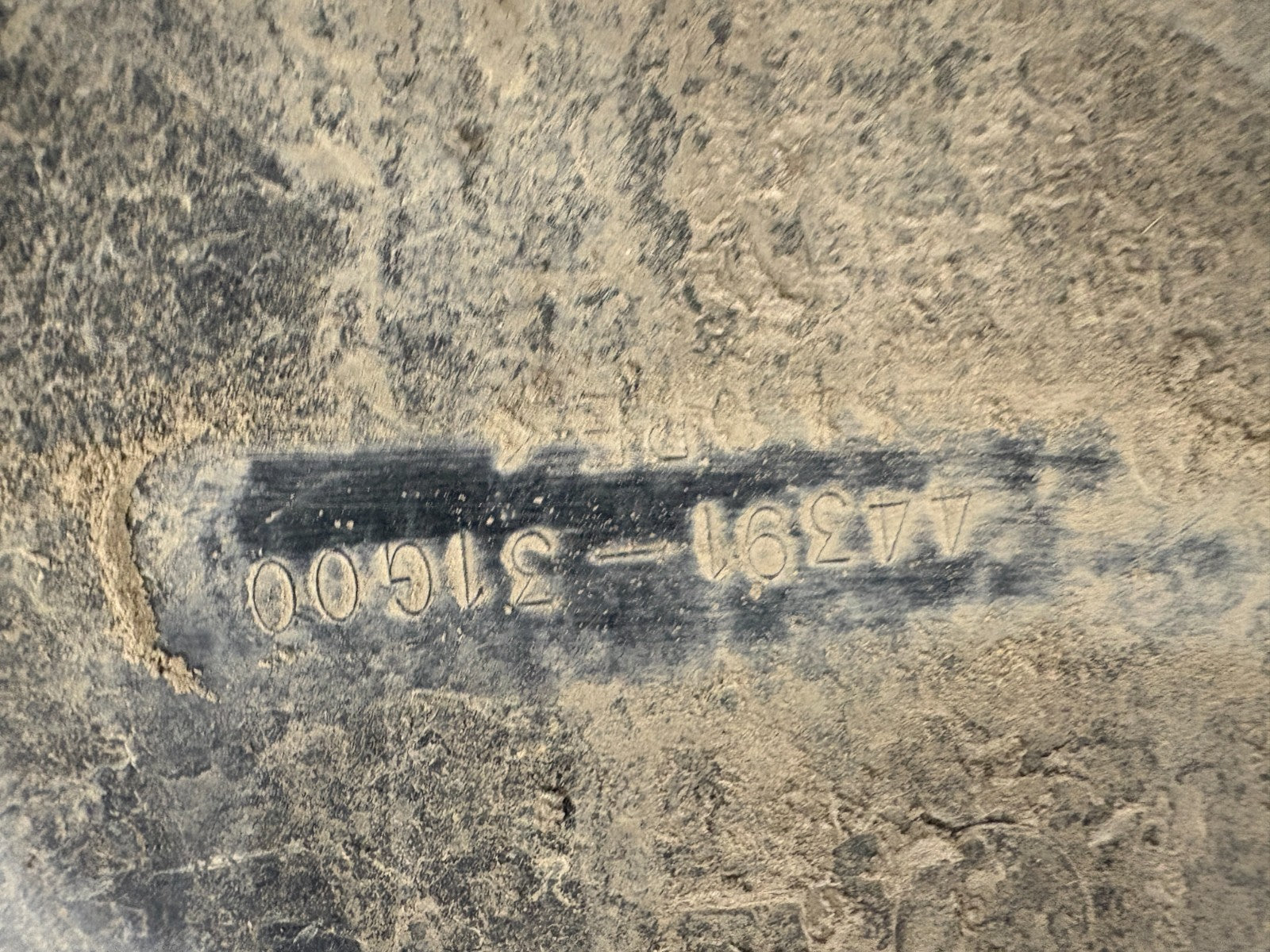 2013 Suzuki KingQuad 750 AXi Left Fuel Tank Cover & Storage Box OEM 44391-31G00