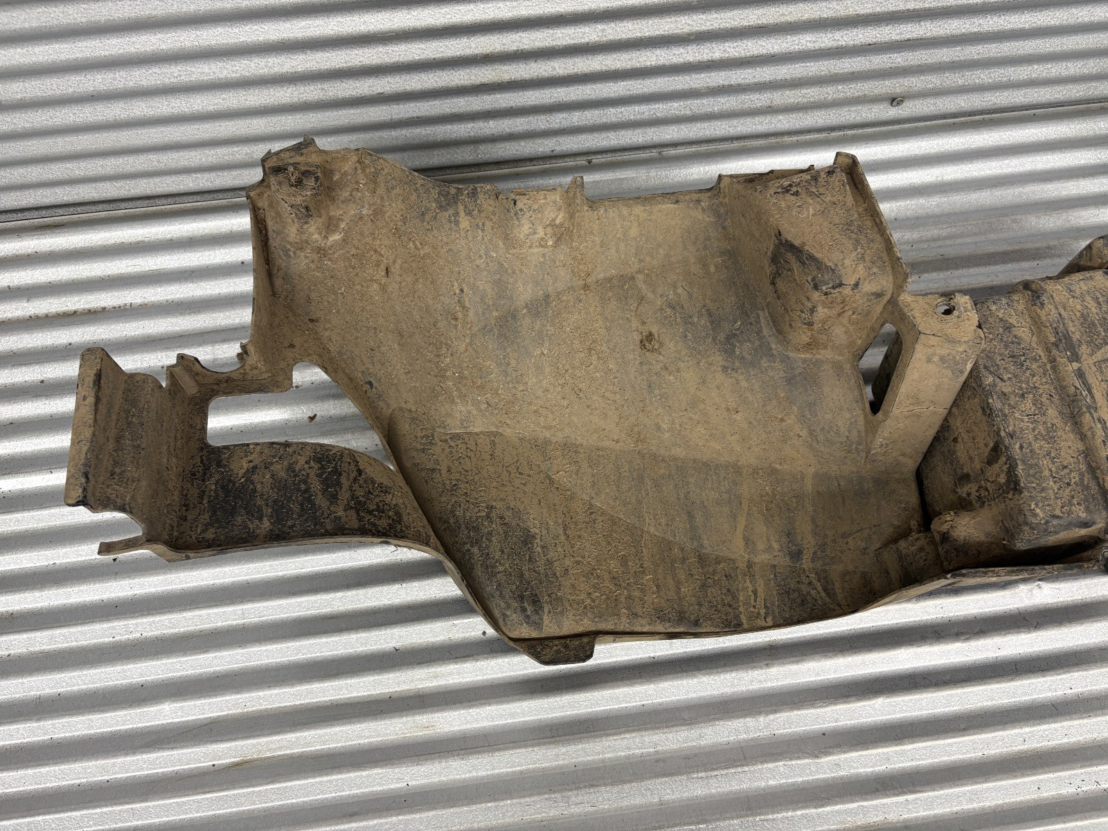 2013 Suzuki KingQuad 750 AXi Left Fuel Tank Cover & Storage Box OEM 44391-31G00