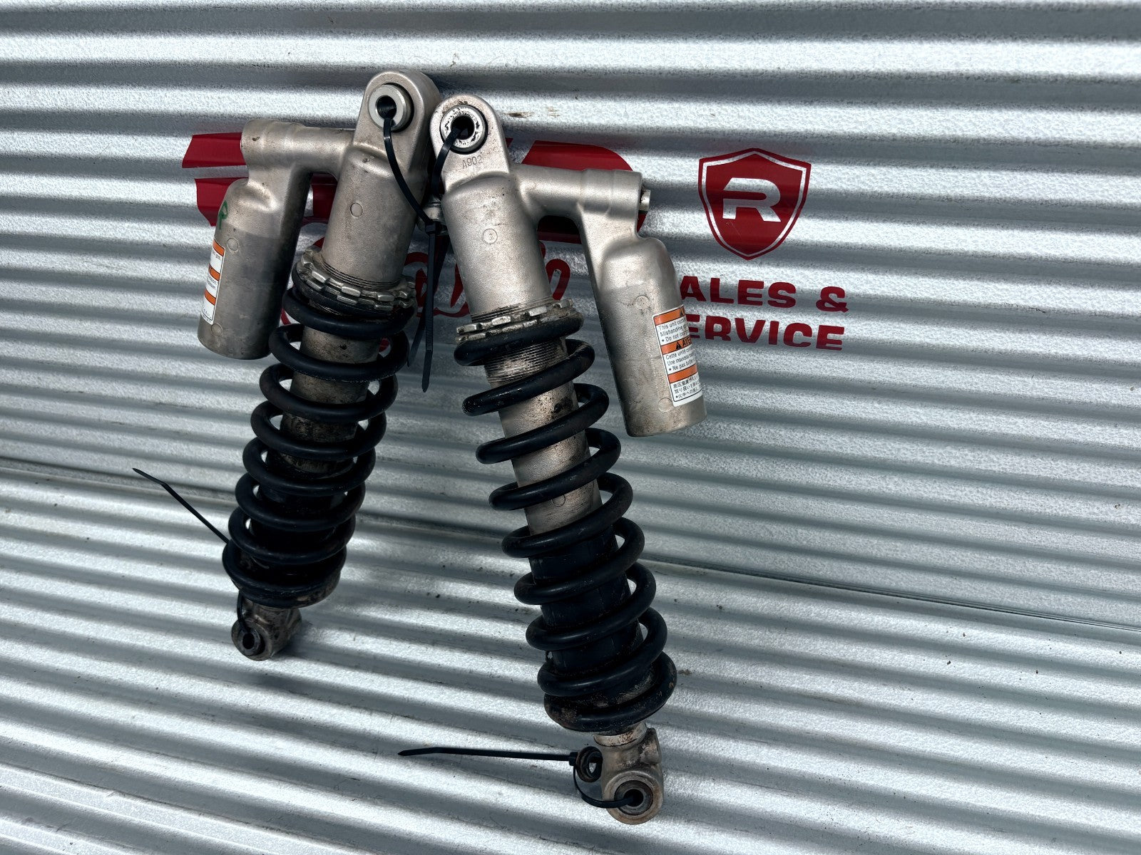 2010 Kawasaki Teryx 750 Rear Shocks Suspension OEM 45014-0262-VM