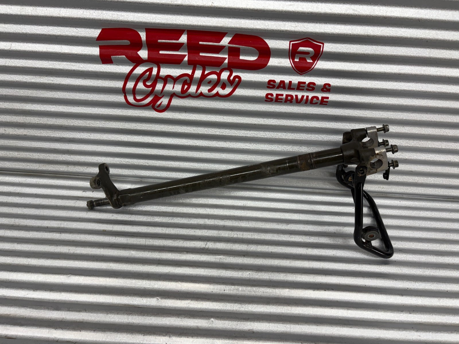 2000 Yamaha Blaster YFS200 Steering Stem OEM 2XJ-23813-01-00