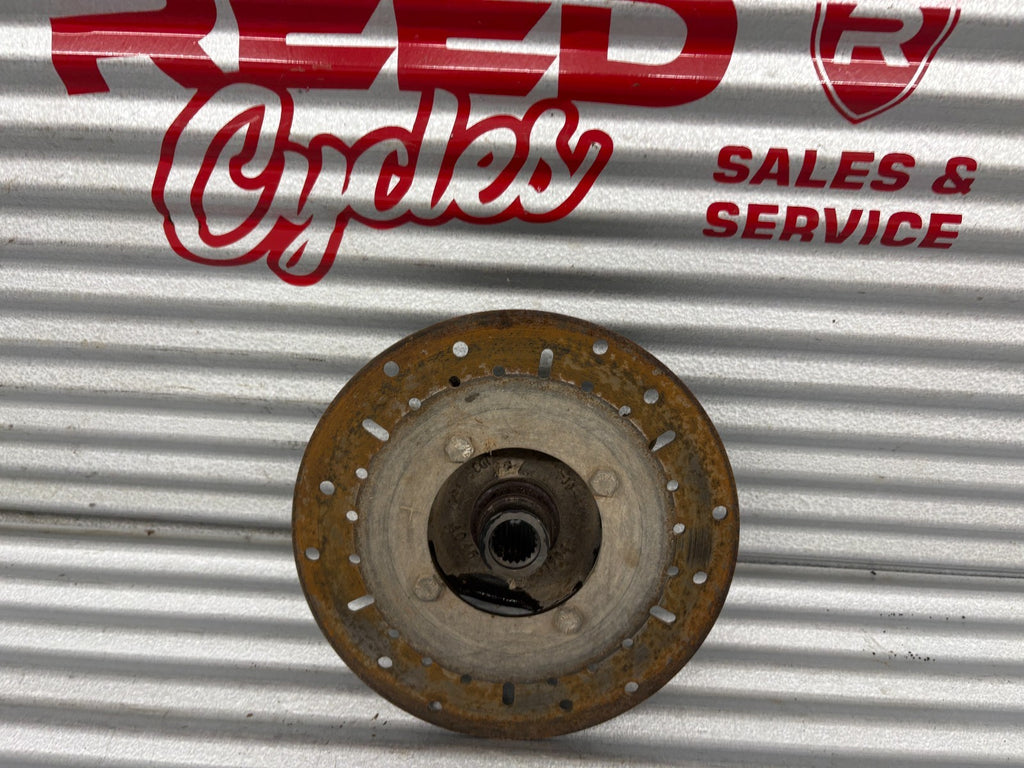 2014 Polaris Ranger 570 Crew EFI Right Front Wheel Hub OEM 5135208