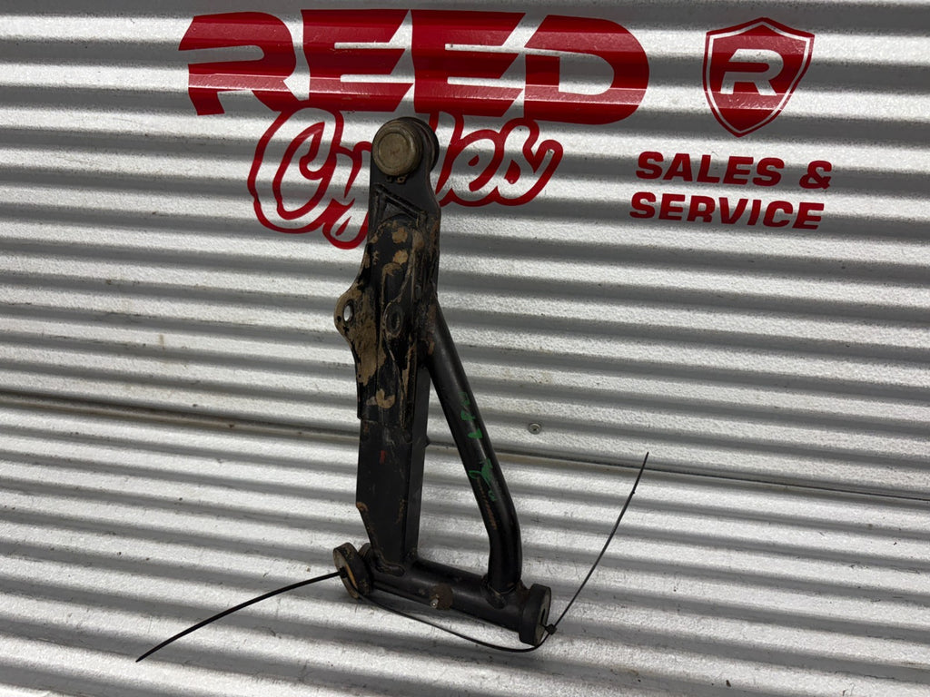 2013 Suzuki KingQuad 750 AXi Front Left Upper A-Arm OEM 52440-31820