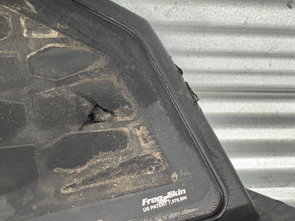 2023 Polaris RZR PRO XP Right Frogz Skin Intake Bezel OEM 2637233