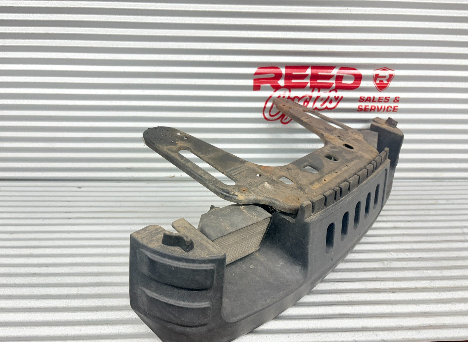 2002 Polaris Sportsman 700 Front Bumper Assembly w/ Headlight OEM 5434001-070