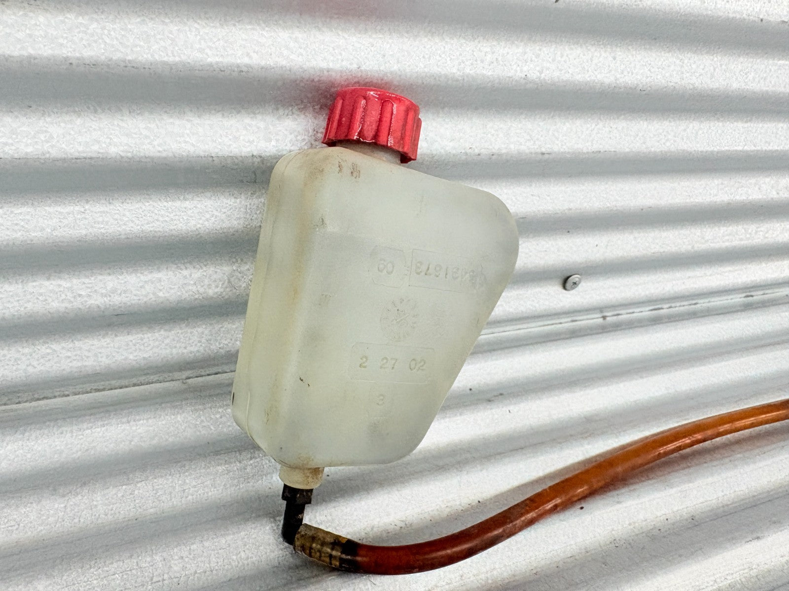 2002 Polaris Sportsman 700 Surge Overflow Tank OEM 5431673