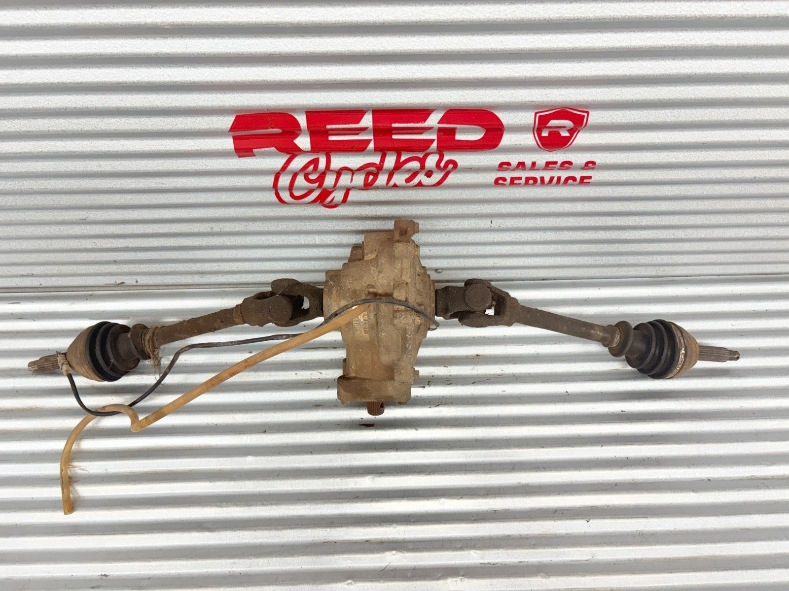 2002 Polaris Sportsman 700 Front Differential w/ Axles OEM 1341344