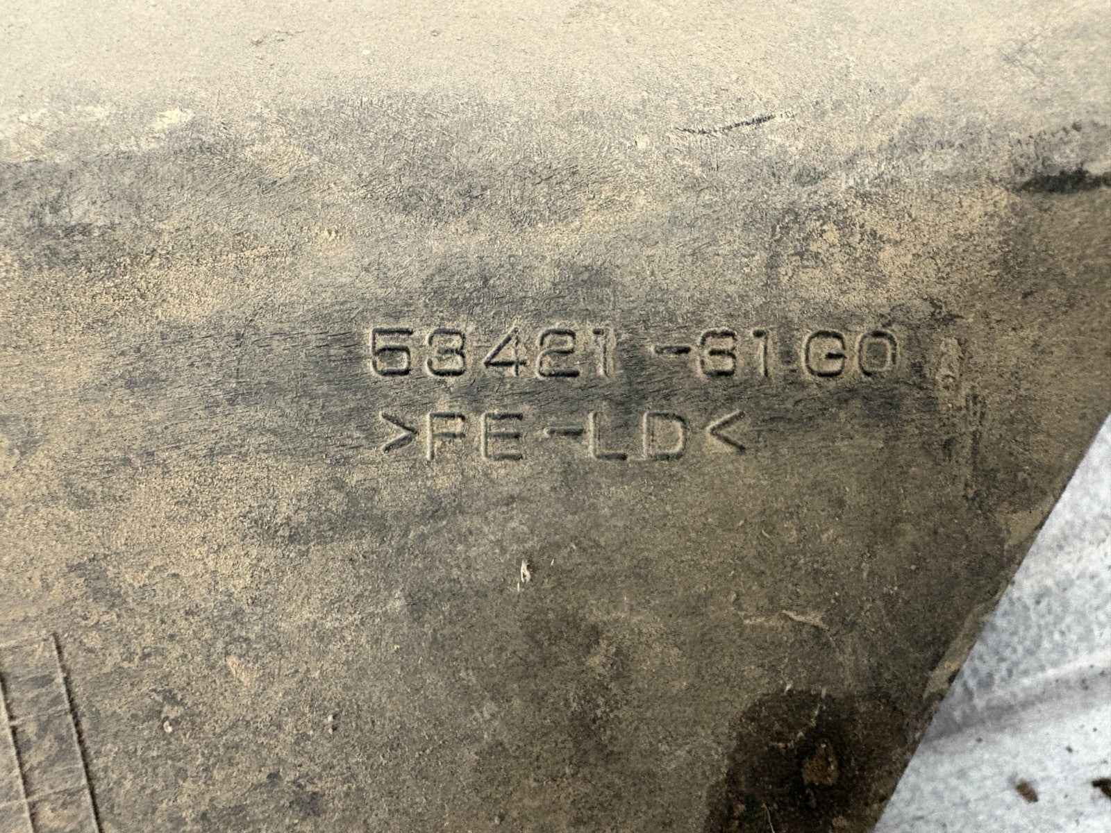 2013 Suzuki KingQuad 750 AXi Left Front Inner Mud Flap OEM 53421-31G03