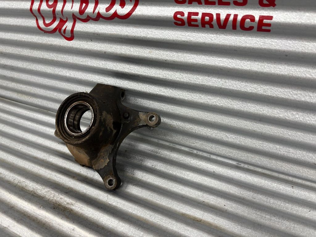 2013 Polaris Ranger XP 900 Front Left Steering Knuckle OEM 5138231