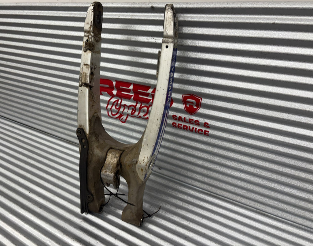 2004 Yamaha YZ250F Rear Swing Arm OEM 5UN-22110-00-00