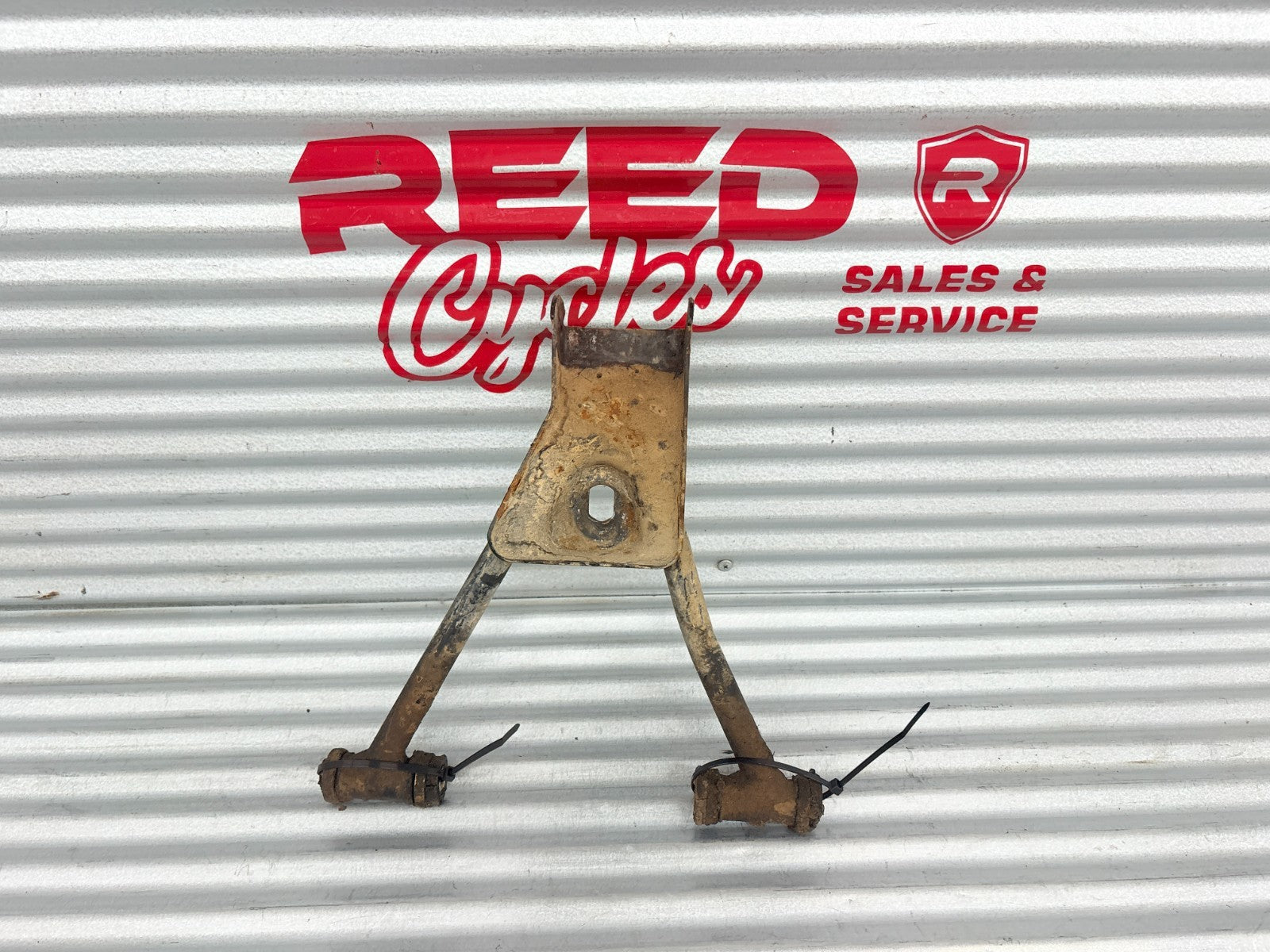 2002 Polaris Sportsman 700 Rear Right Upper A Arm OEM 1040731-067