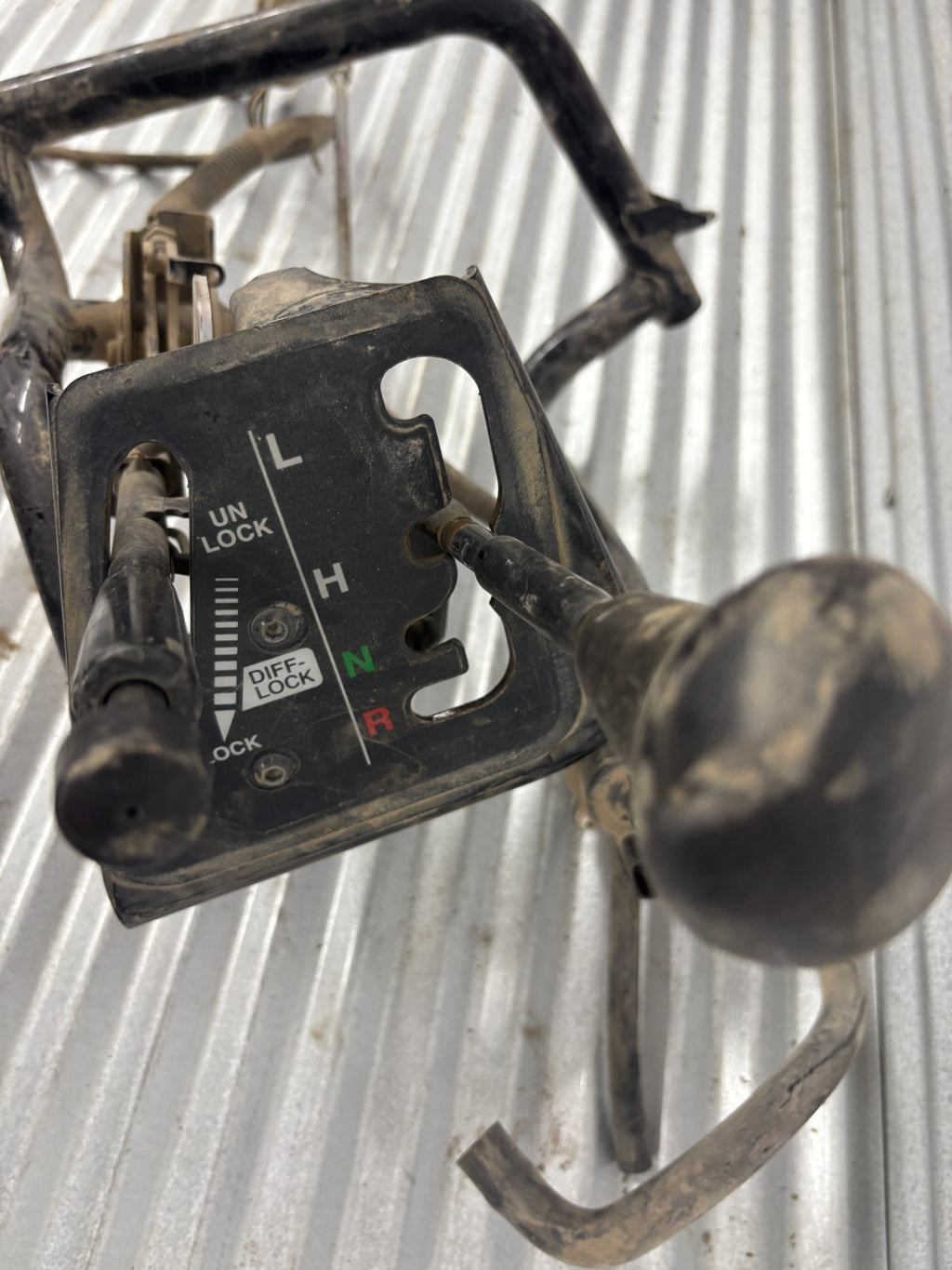 2010 Kawasaki Teryx 750 Shifter Mount OEM 31064-0193