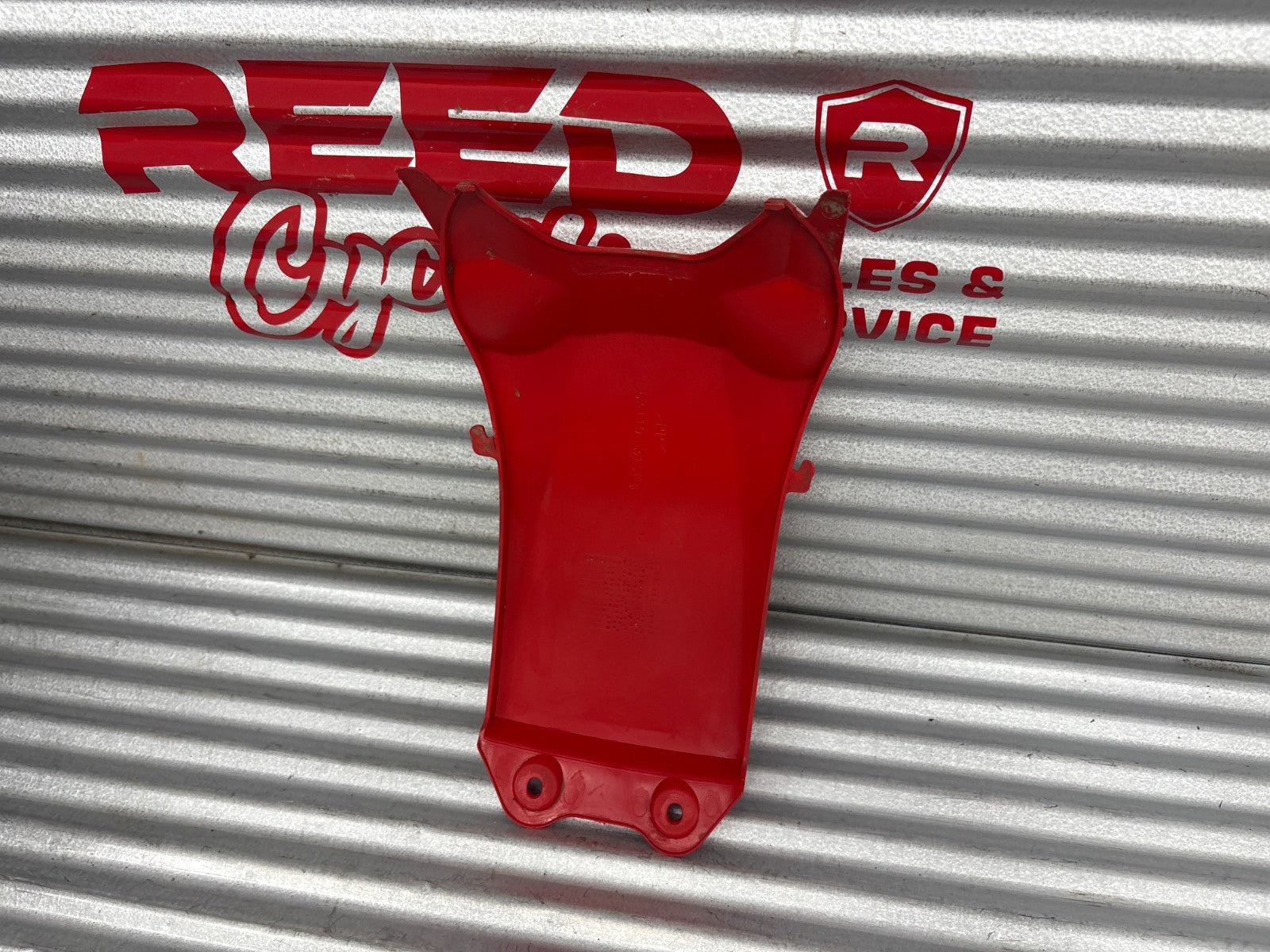 2013 Suzuki KingQuad 750 AXi Center Fender (Red) OEM 53119-31G02-YT9