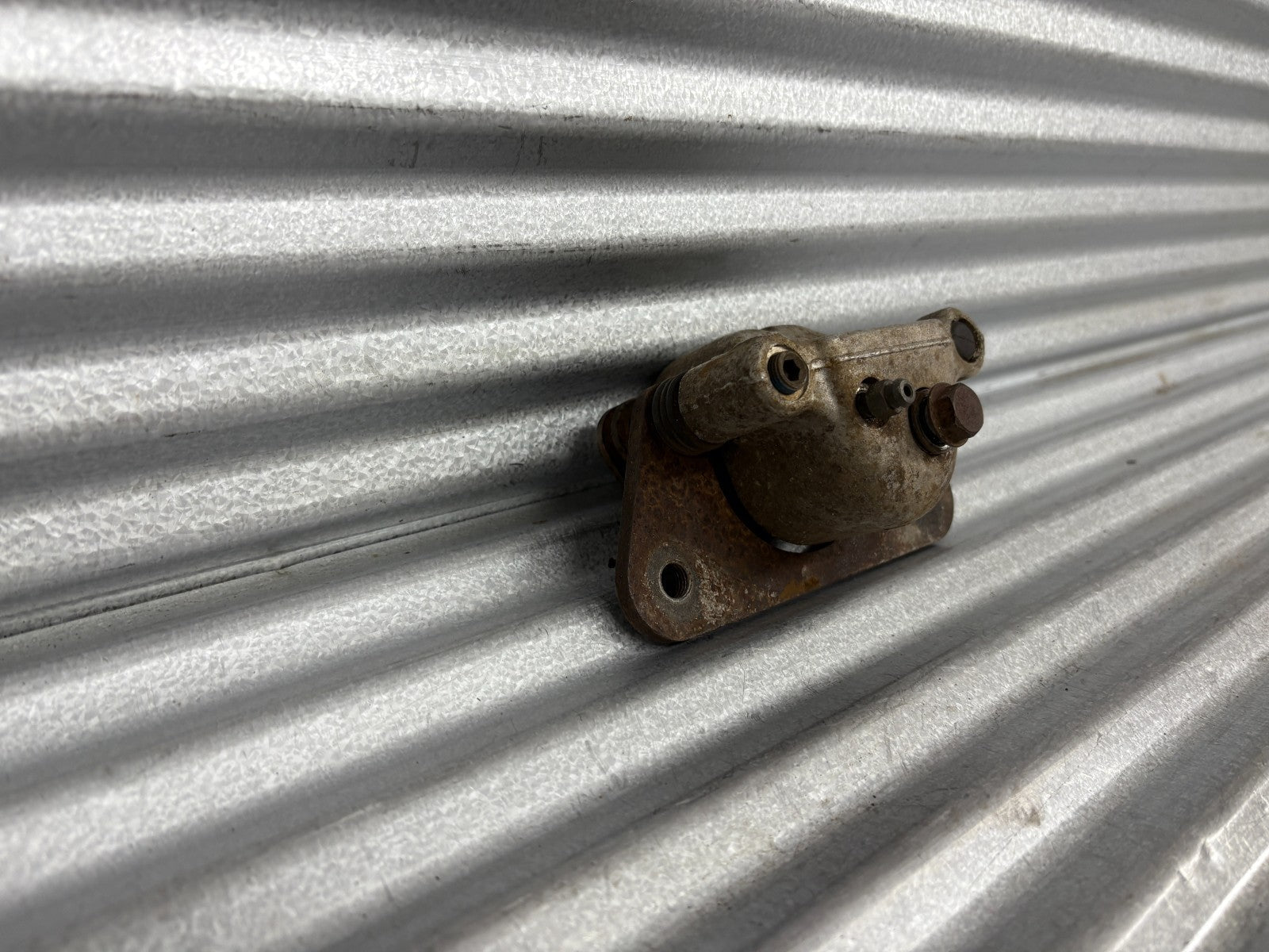 2018 Polaris Ranger XP 1000 OEM Rear Right Brake Caliper OEM 1912374 278R