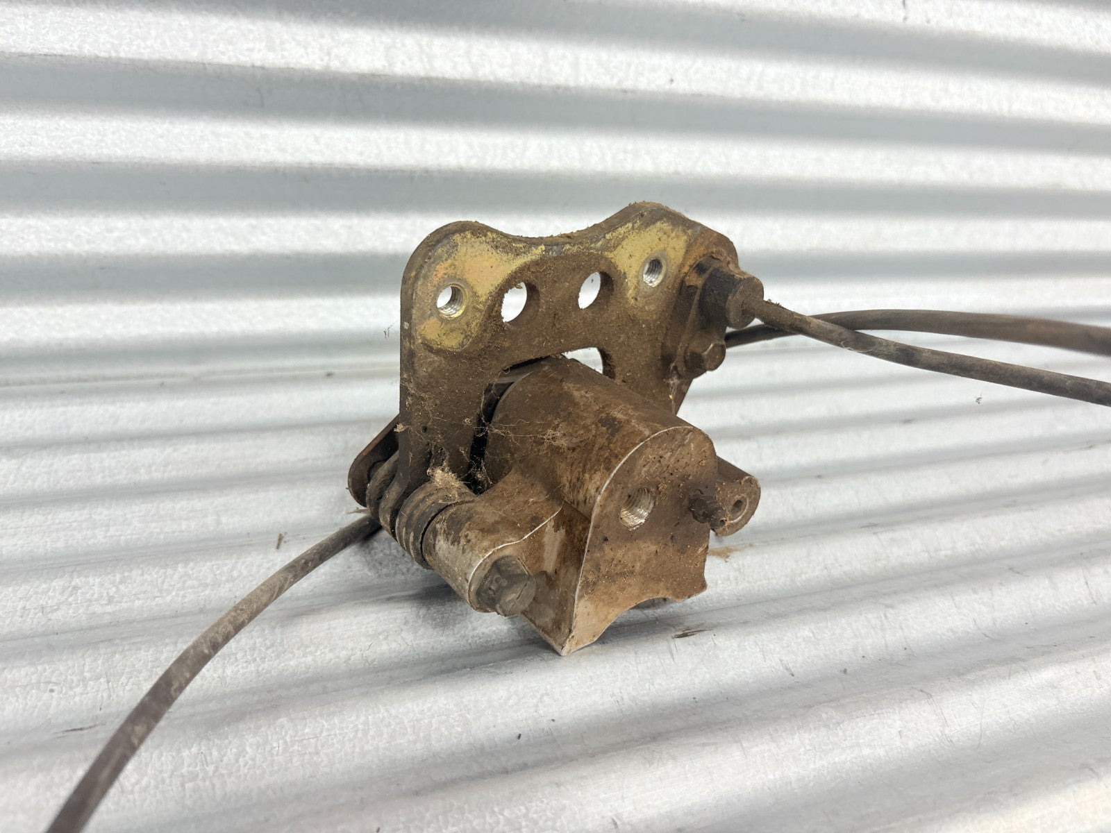 2002 Polaris Sportsman 700 Right Front Brake Caliper Assembly OEM 5132961