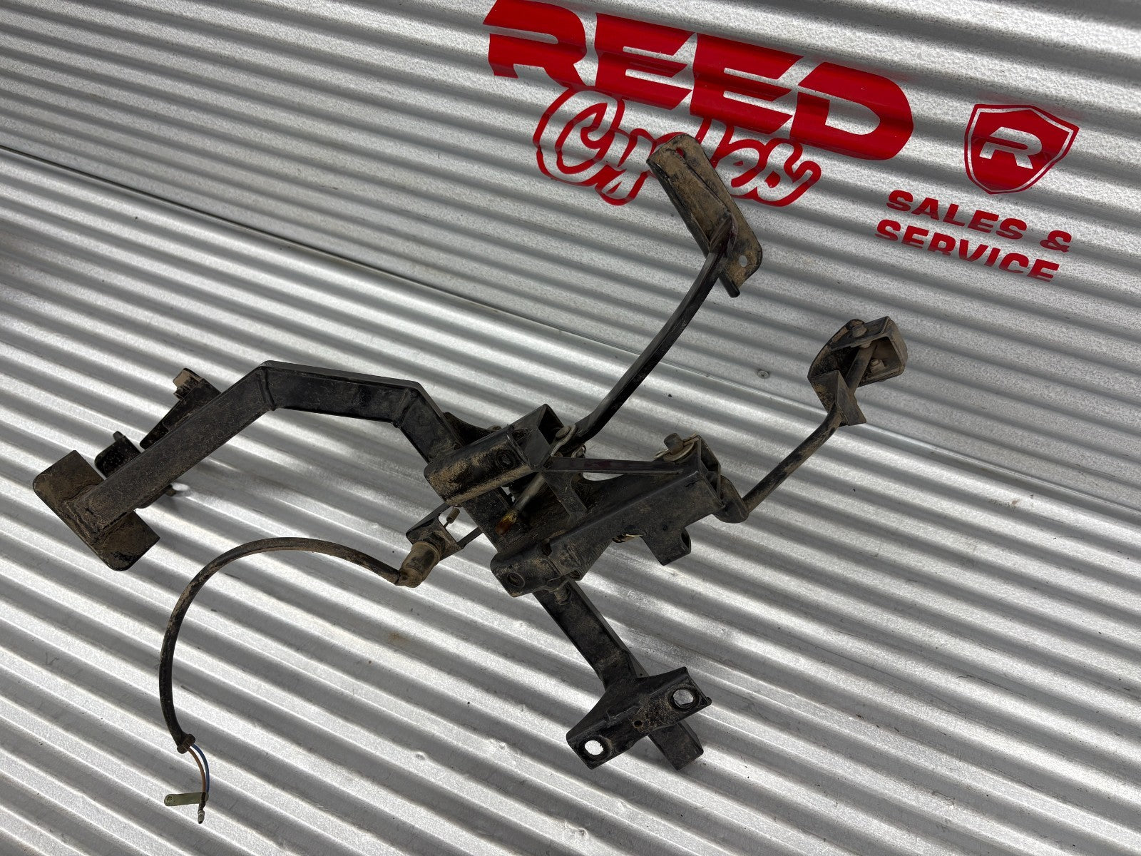 2010 Kawasaki Teryx 750 4x4 Brake & Gas Pedal Levers OEM 43001-0103