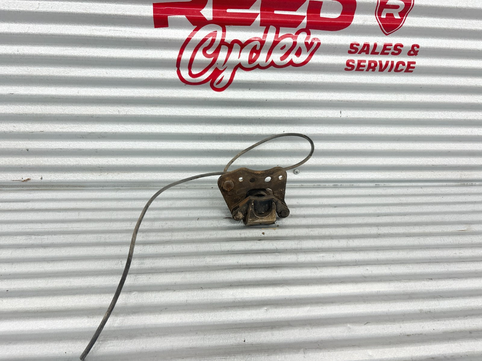 2002 Polaris Sportsman 700 Right Front Brake Caliper Assembly OEM 5132961