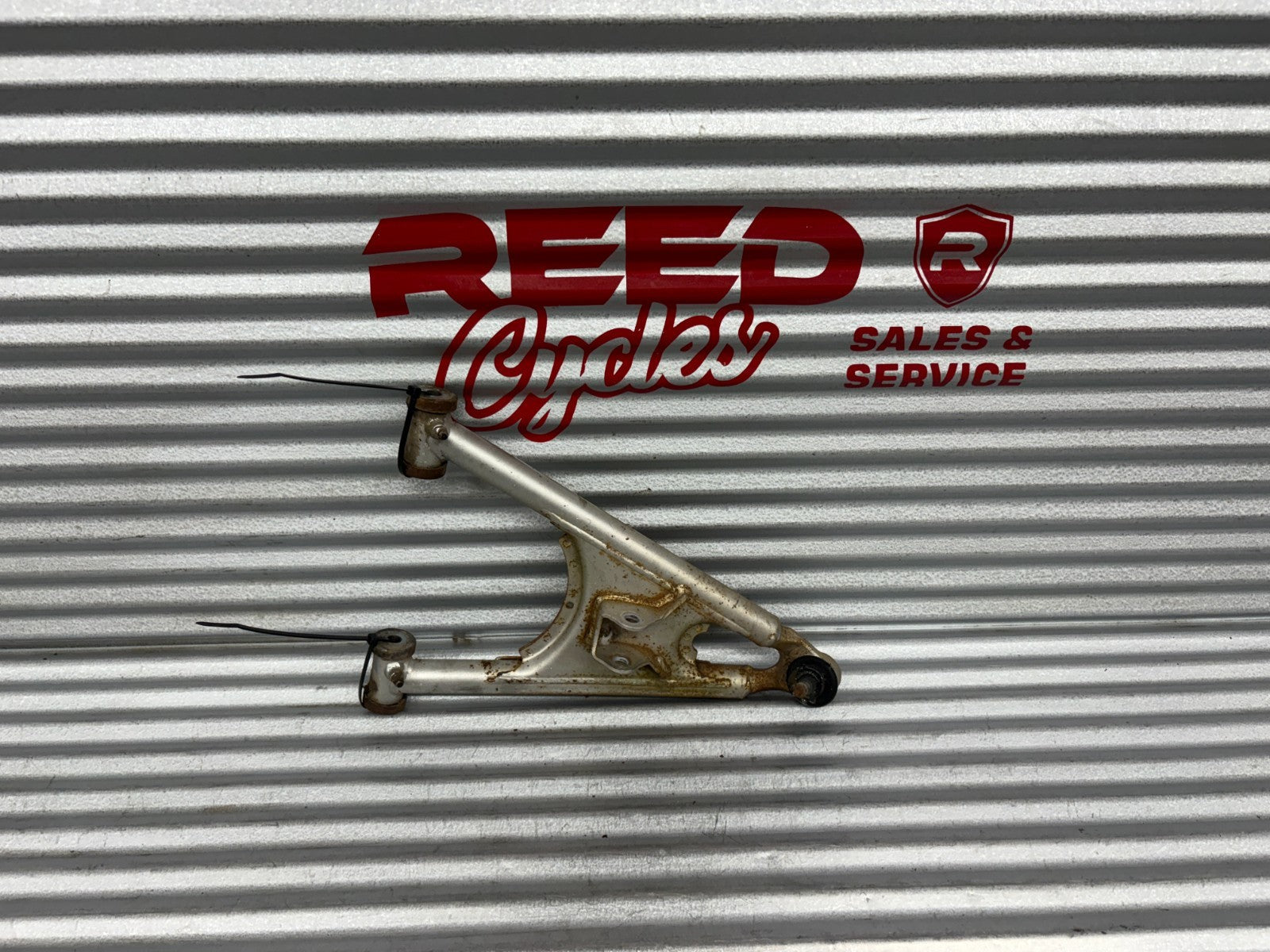 2000 Yamaha Blaster YFS200 Front Left Lower A-Arm OEM 3JM-23570-00-35