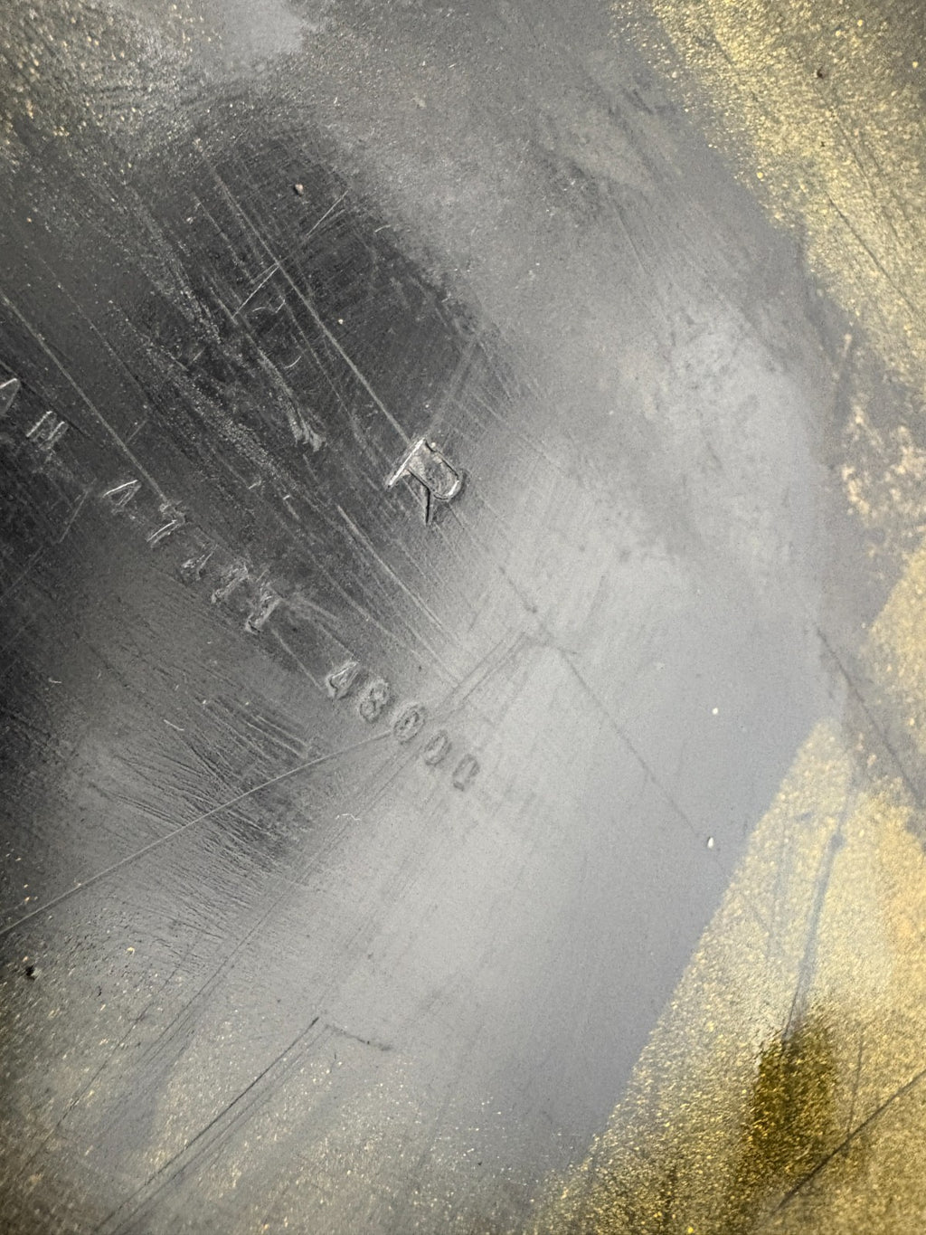 Suzuki 1978 TS100 Right Side Cover OEM 47111-48000-05J