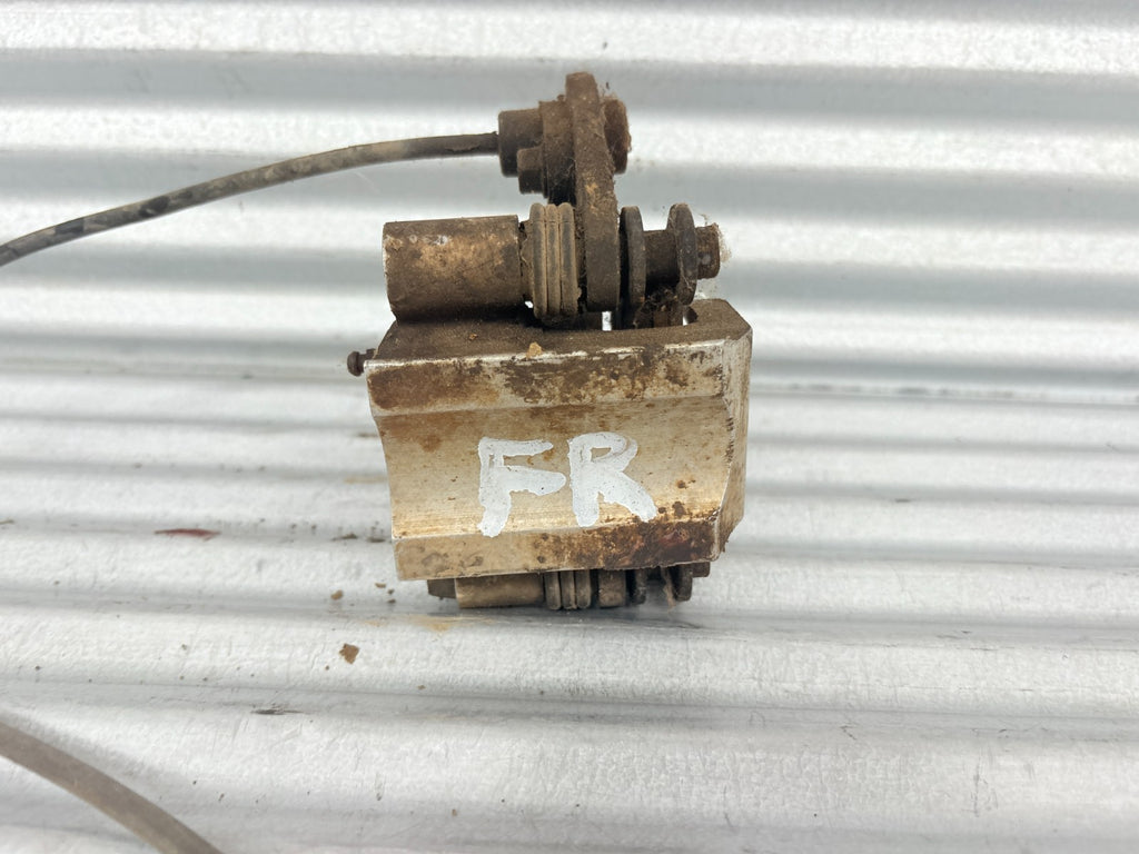 2002 Polaris Sportsman 700 Right Front Brake Caliper Assembly OEM 5132961