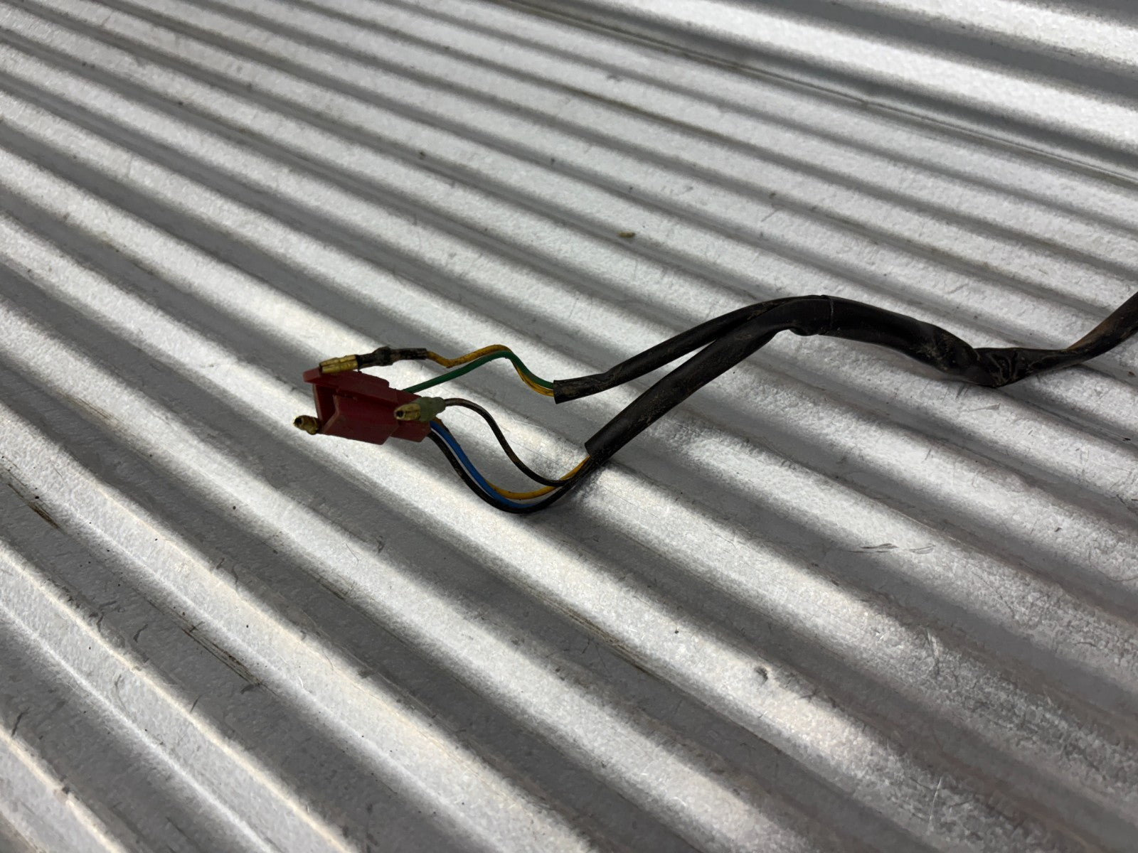 2000 Yamaha Blaster YFS200 Left Bar Switch OEM 2XJ-83975-09-00