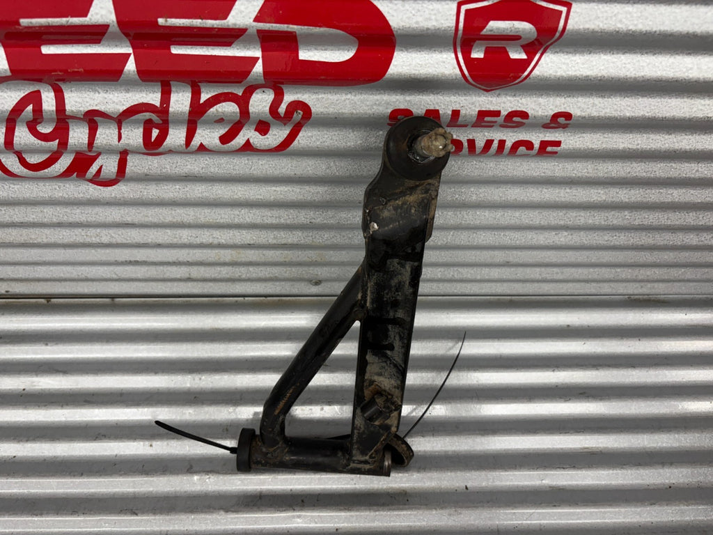 2013 Suzuki KingQuad 750 AXi Front Left Upper A-Arm OEM 52440-31820