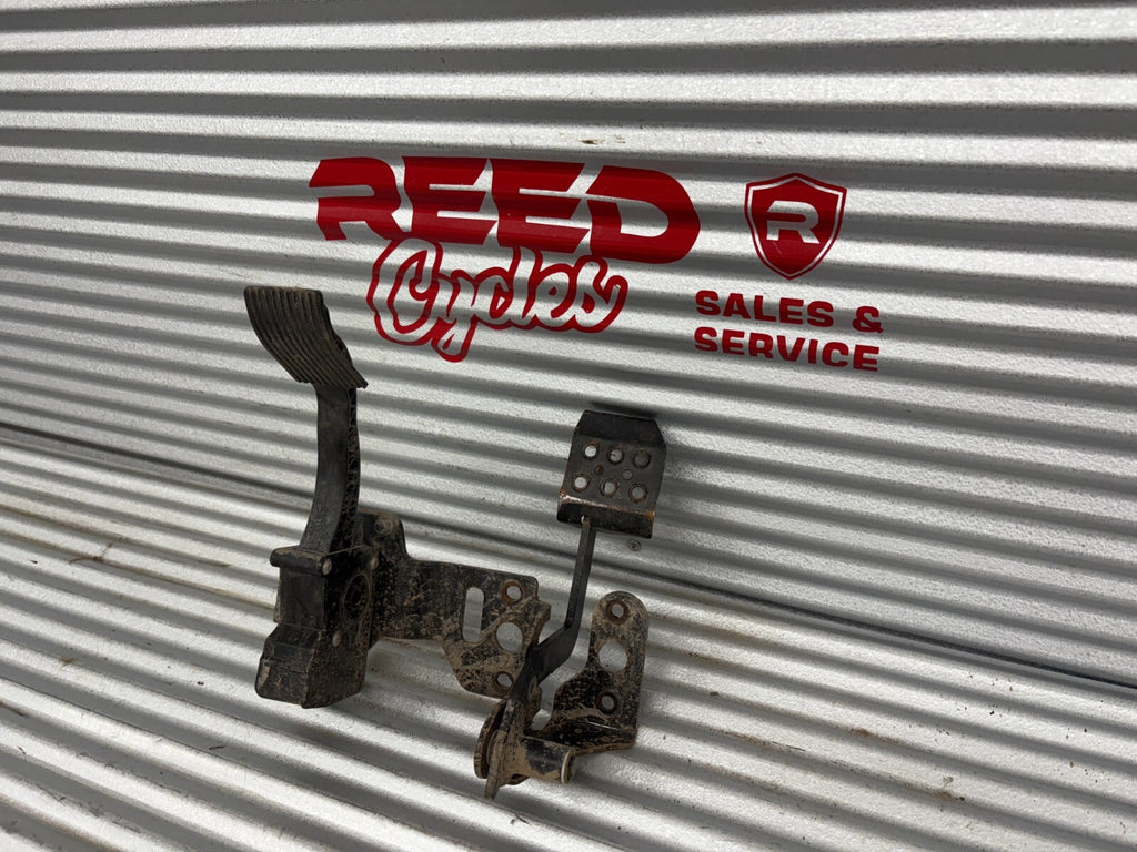 2018 Polaris Ranger Crew 100 OEM Electronic Throttle Pedal & Brake Pedal -401498