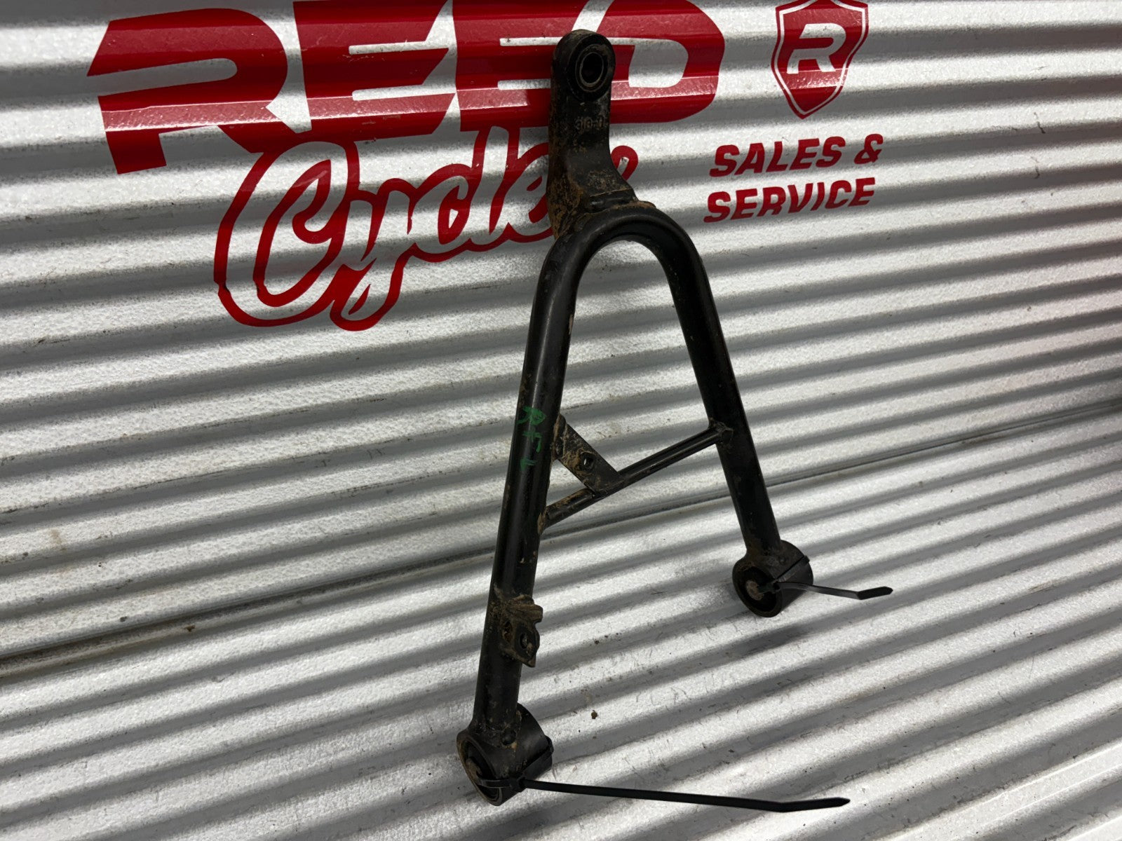 2013 Suzuki KingQuad 750 AXi A Arm Right Front Lower 52410-31820