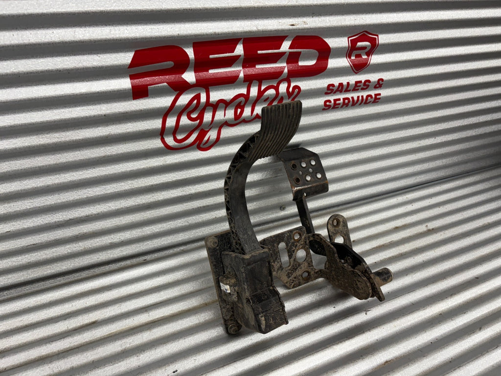 2018 Polaris Ranger Crew 100 OEM Electronic Throttle Pedal & Brake Pedal -401498