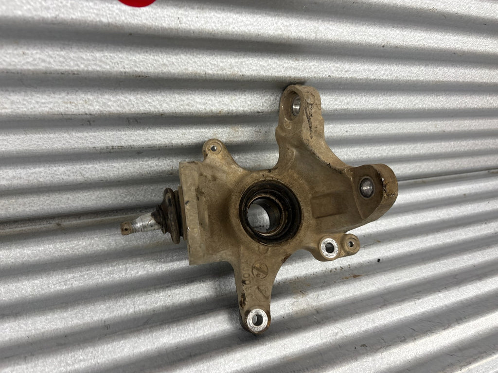 2013 Suzuki KingQuad 750 AXi Steering Knuckle Front Right OEM 51231-31G00
