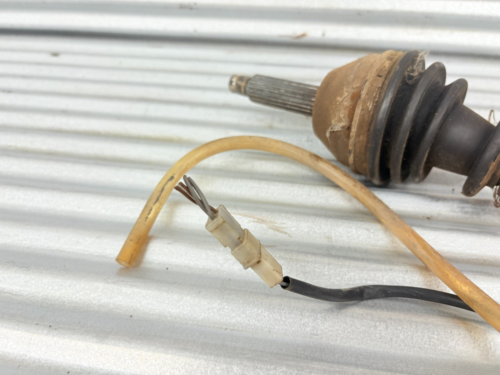 2002 Polaris Sportsman 700 Front Differential w/ Axles OEM 1341344