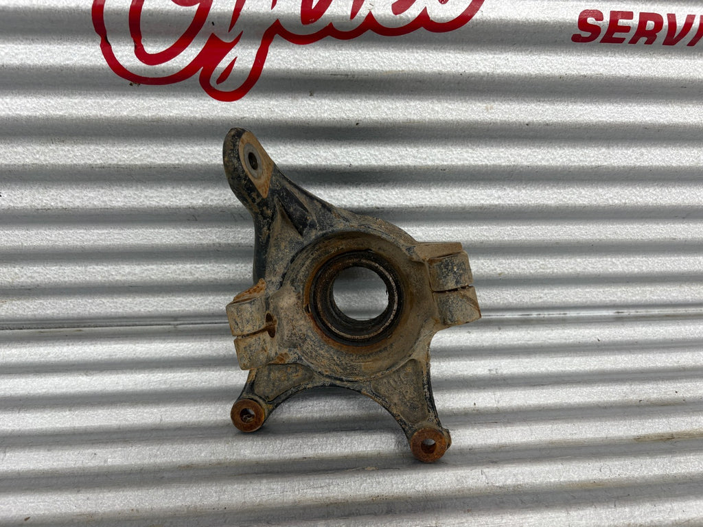 2013 Polaris Ranger XP 900 Front Right Steering Knuckle OEM 5138232