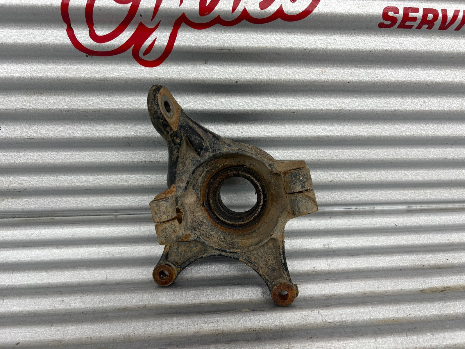 2013 Polaris Ranger XP 900 Front Right Steering Knuckle OEM 5138232