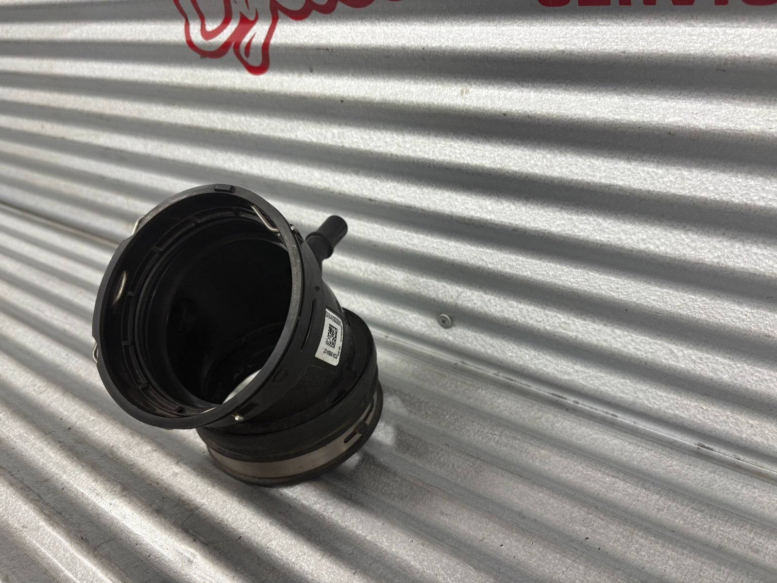 2023-2025 Ford F-250 Super Duty Air Cleaner Intake Tube Pc34-9R504-Cc *6.8L 4X4