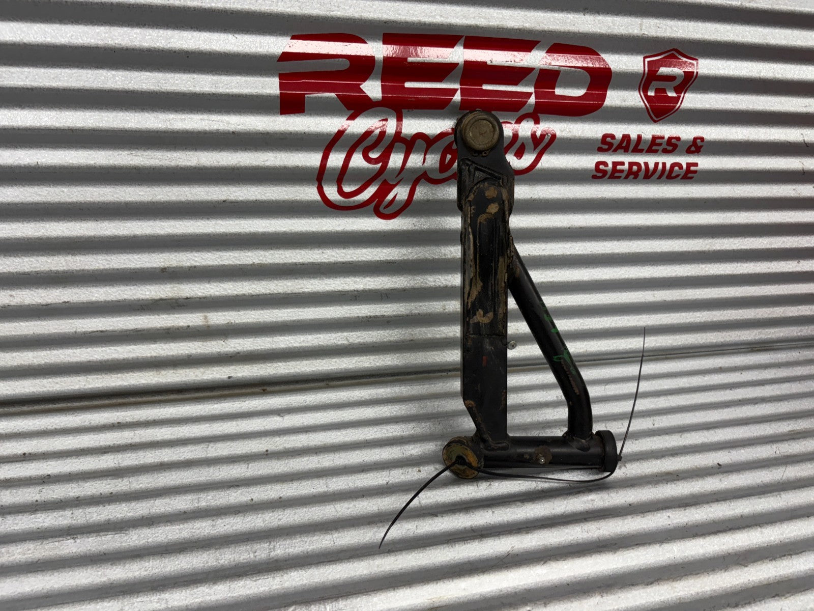 2013 Suzuki KingQuad 750 AXi Front Left Upper A-Arm OEM 52440-31820