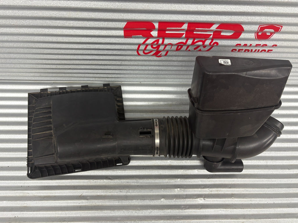 23-25 Ford F250 Intake Tube Resonator + Airbox Cover – PC349F805CC / LC3A9G784CD