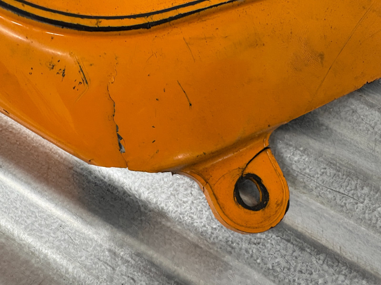 Suzuki 1978 TS100 Right Side Cover OEM 47111-48000-05J