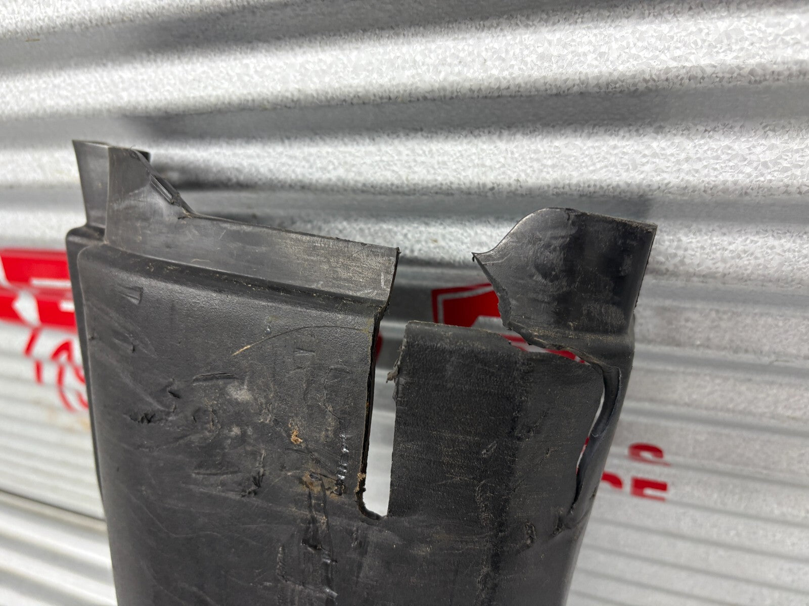 2014 Polaris Ranger Brutus Diesel Rear Upper RH Fender 5439107-070