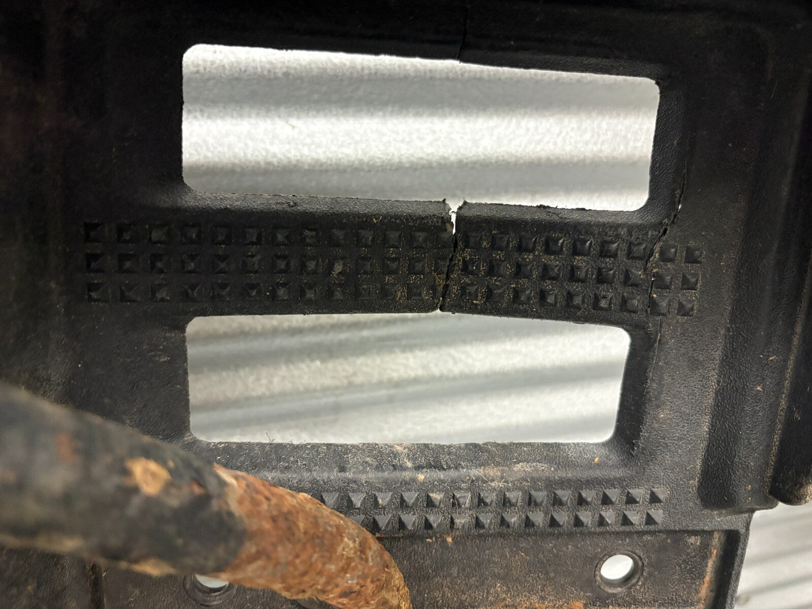 2007 Arctic Cat 400 4x4 ATV Footwell Set Left & Right OEM 2406-429 / 2406-428