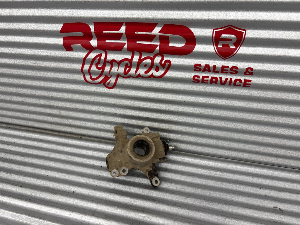 2013 Suzuki KingQuad 750 AXi Steering Knuckle Front Right OEM 51231-31G00