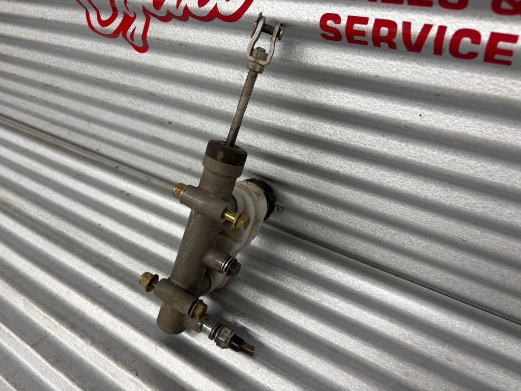 2014 Polaris Ranger 570 Crew EFI Brake Master Cylinder OEM 1911515