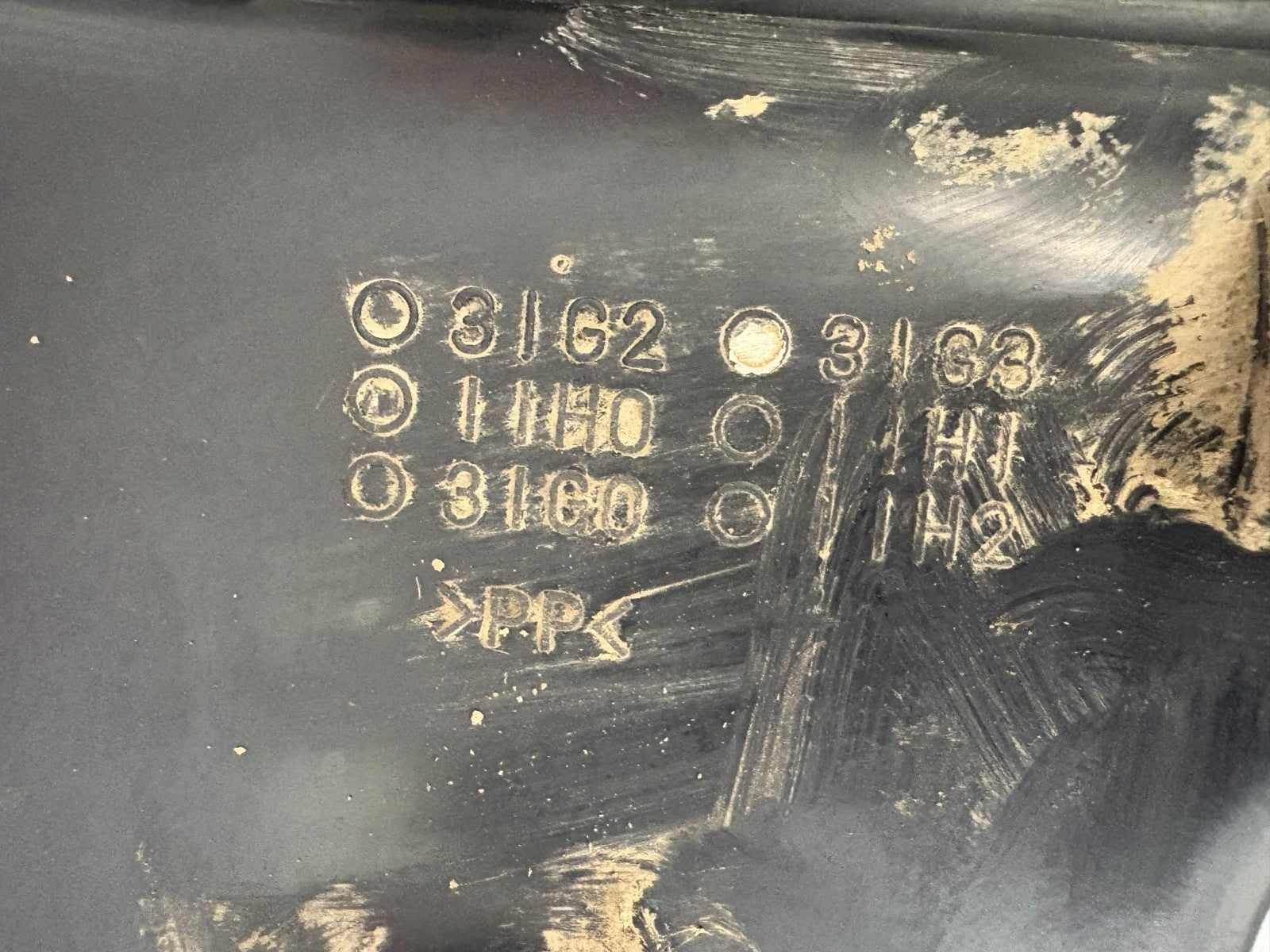 2013 Suzuki KingQuad 750 AXi Air Filter Box OEM 13700-31G31