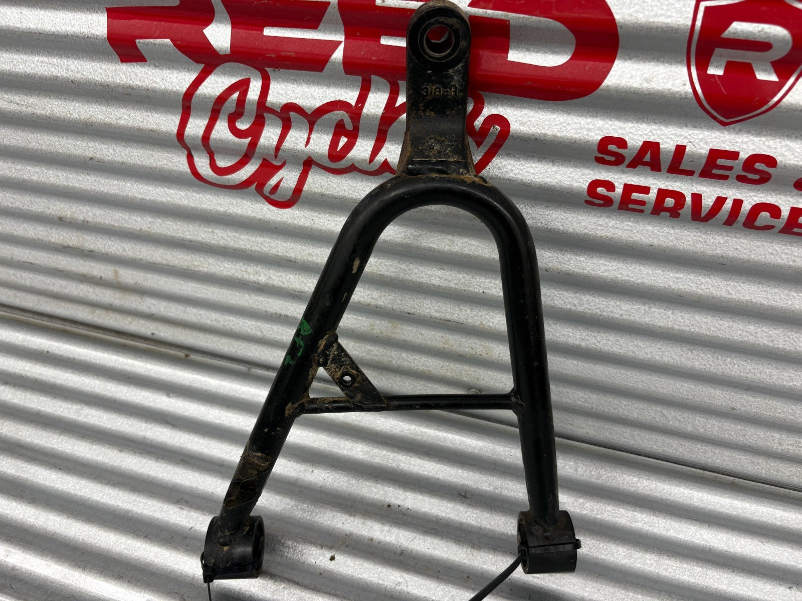 2013 Suzuki KingQuad 750 AXi A Arm Right Front Lower 52410-31820