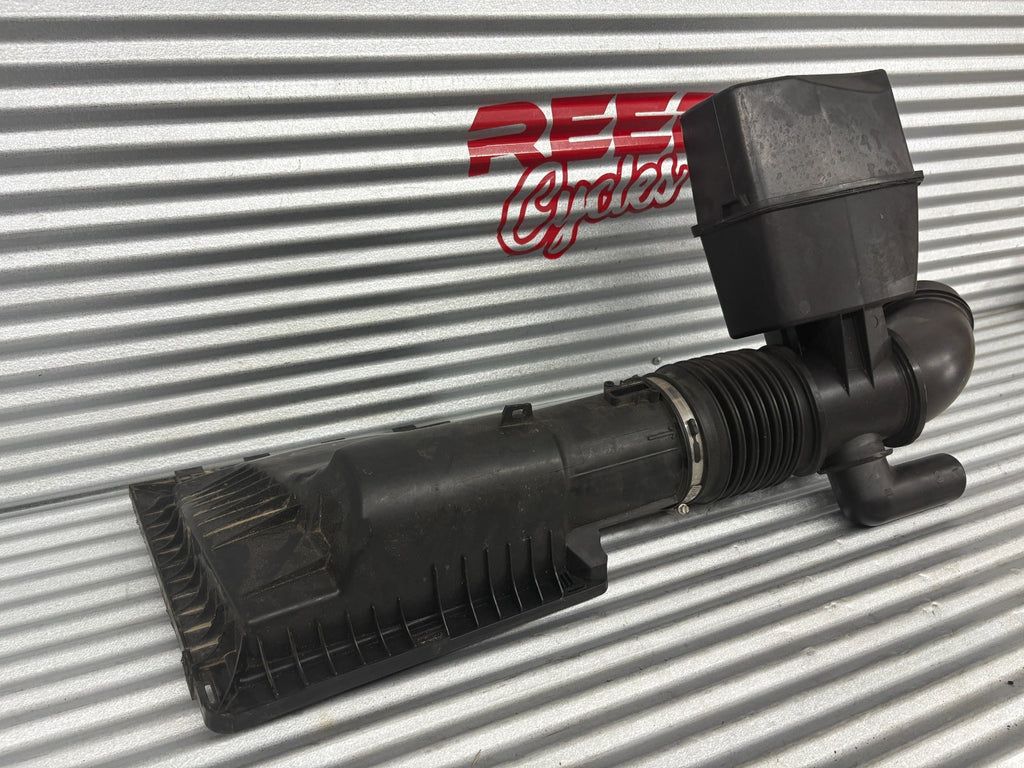 23-25 Ford F250 Intake Tube Resonator + Airbox Cover – PC349F805CC / LC3A9G784CD