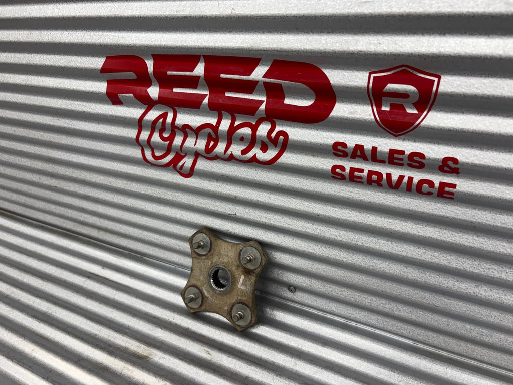 2007 Arctic Cat 400 4x4 ATV Rear Left Wheel Hub & Rotor OEM 1502-462 / 1436-164