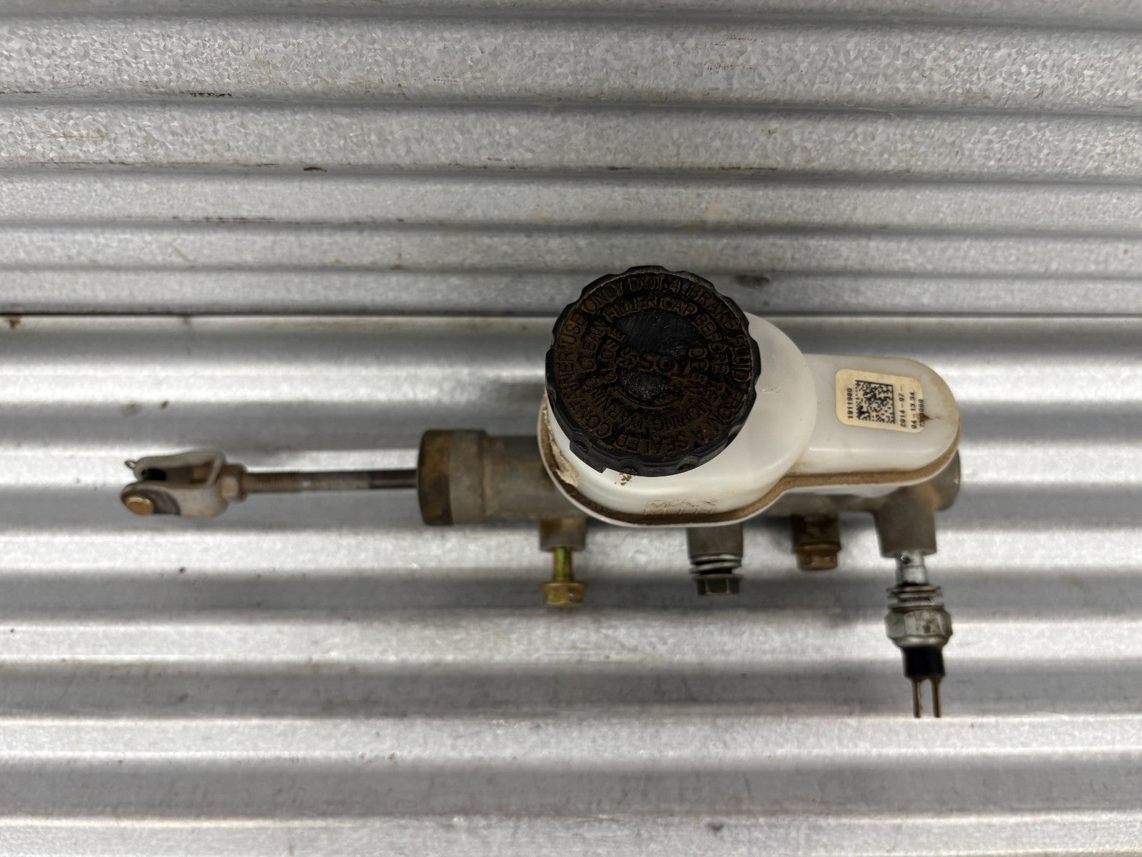 2014 Polaris Ranger 570 Crew EFI Brake Master Cylinder OEM 1911515